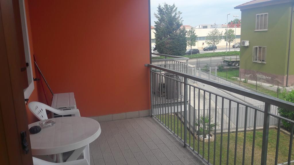 Casa Lavoro Vancanza Διαμέρισμα Castelnuovo del Garda Εξωτερικό φωτογραφία